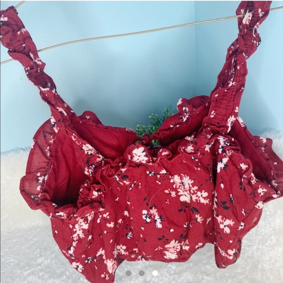 [3 for $50] A&F lettuce trimmed floral top - Picture 2 of 2